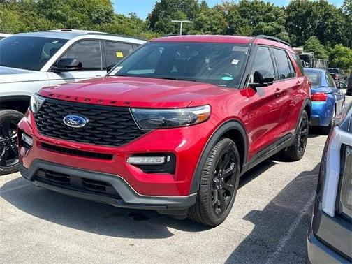 2024 Ford Explorer ST-Line