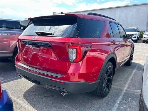 2024 Ford Explorer ST-Line