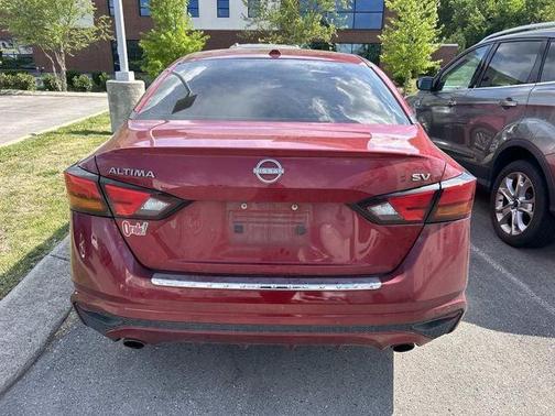 Scarlet Ember 2023 Nissan Altima 2.5 SV