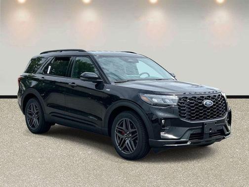 Black Metallic 2026 Ford Explorer ST-Line