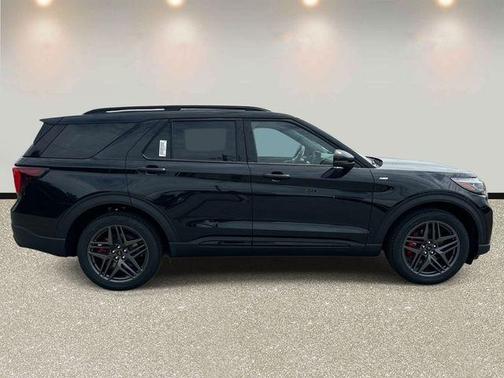 Black Metallic 2026 Ford Explorer ST-Line