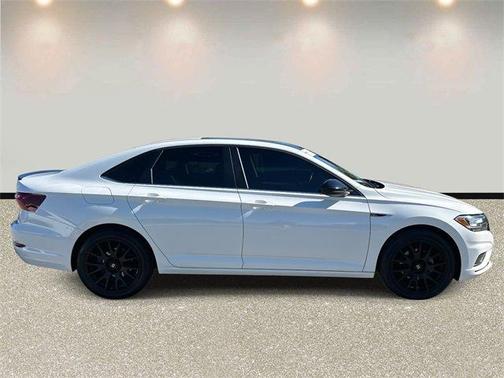 2021 Volkswagen Jetta 1.4T R-Line