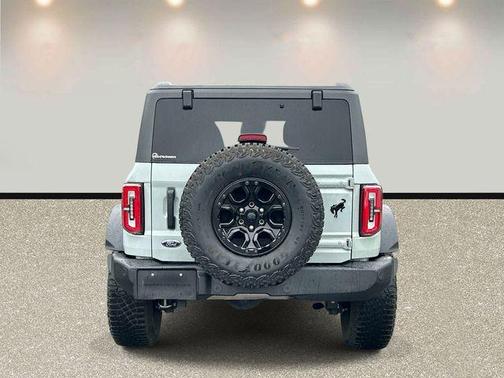 Cactus Green / Gray 2023 Ford Bronco Wildtrak