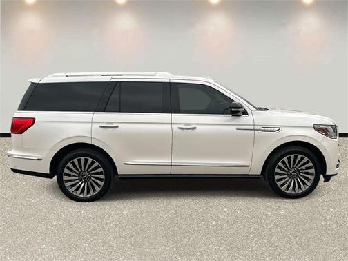 2019 Lincoln Navigator Reserve