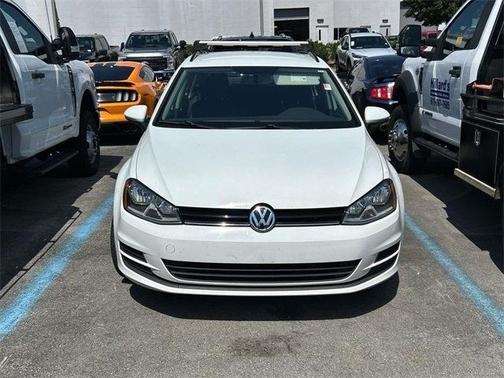 2015 Volkswagen Golf SportWagen TSI S