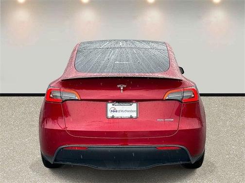 2025 Tesla Model Y Performance