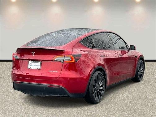 2025 Tesla Model Y Performance