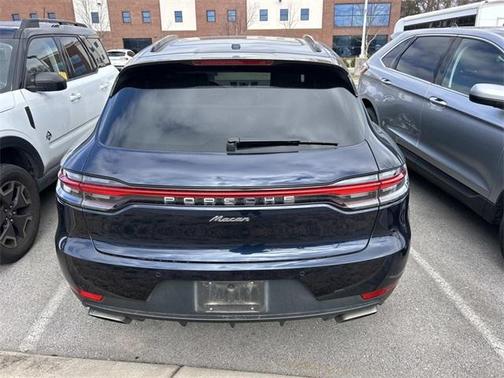 2021 Porsche Macan Base