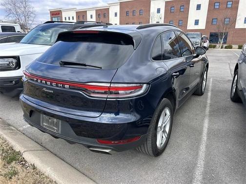 2021 Porsche Macan Base