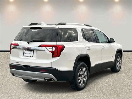 2022 GMC Acadia SLT