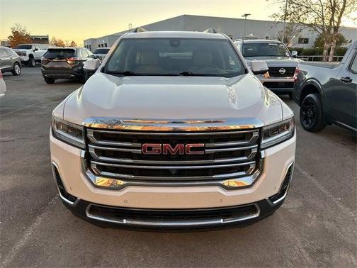 2022 GMC Acadia SLT