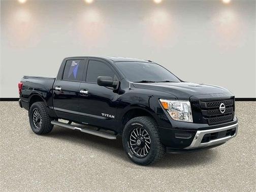 2021 Nissan Titan SV