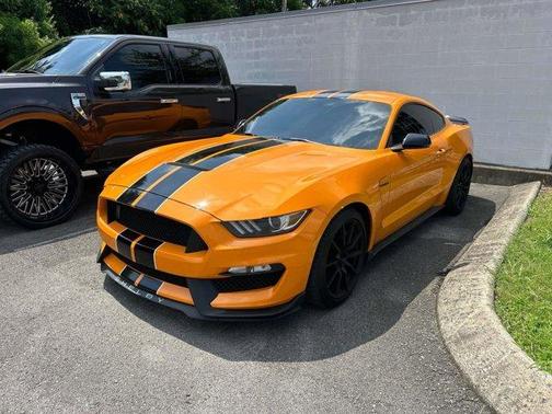 2018 Ford Shelby GT350 Base
