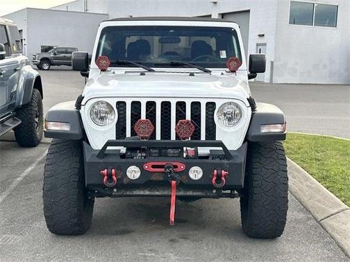 2020 Jeep Gladiator Sport