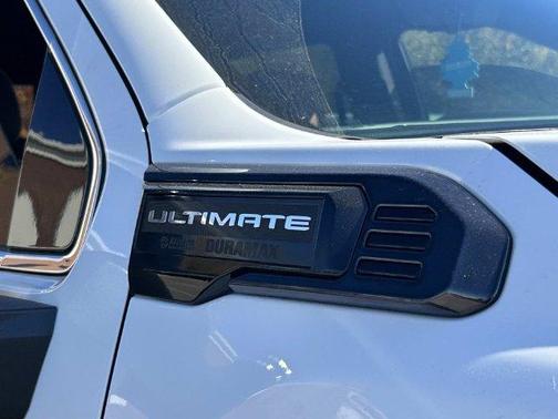 Summit White 2024 GMC Sierra 3500 Denali Ultimate
