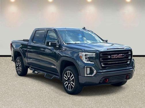 Sky 2021 GMC Sierra 1500 AT4