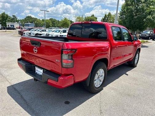 2024 Nissan Frontier SV
