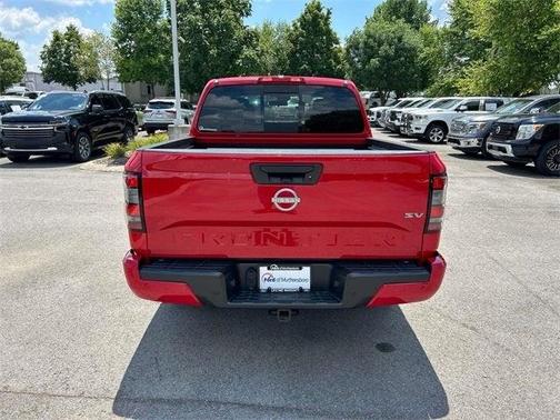 2024 Nissan Frontier SV