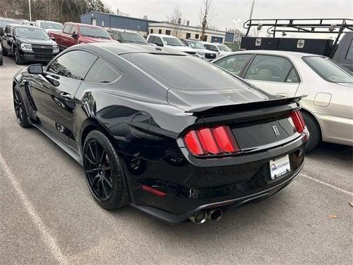 2017 Ford Shelby GT350 Base