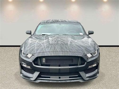2017 Ford Shelby GT350 Base