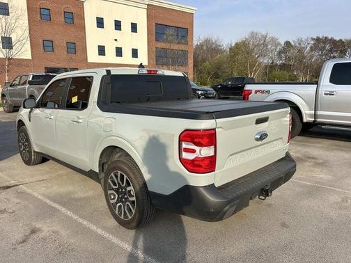 2022 Ford Maverick Lariat