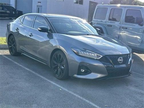 2023 Nissan Maxima SR