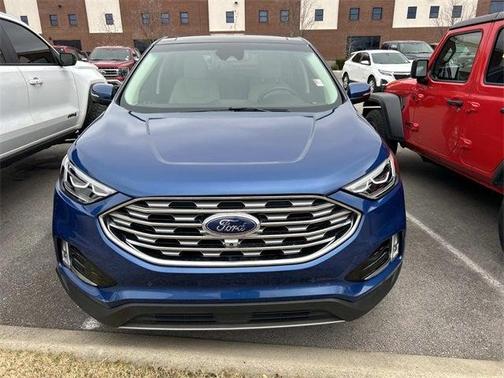 2020 Ford Edge Titanium