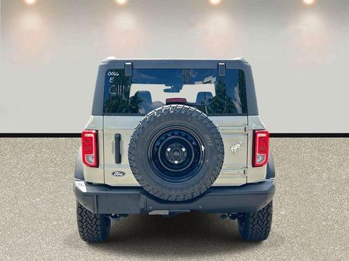 Desert Sand 2026 Ford Bronco Big Bend
