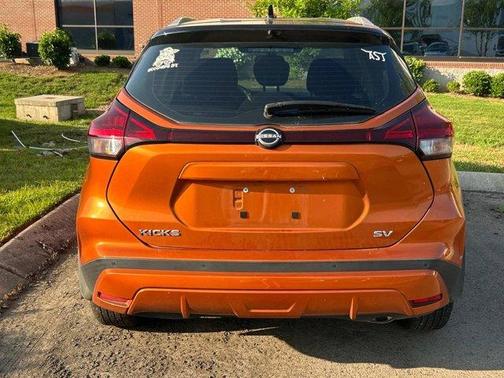 2022 Nissan Kicks SV