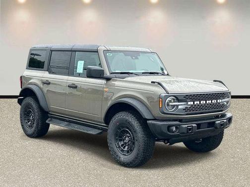 Gray 2026 Ford Bronco Badlands