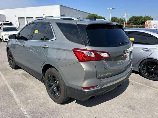 Pepperdust Metallic 2019 Chevrolet Equinox 2LT