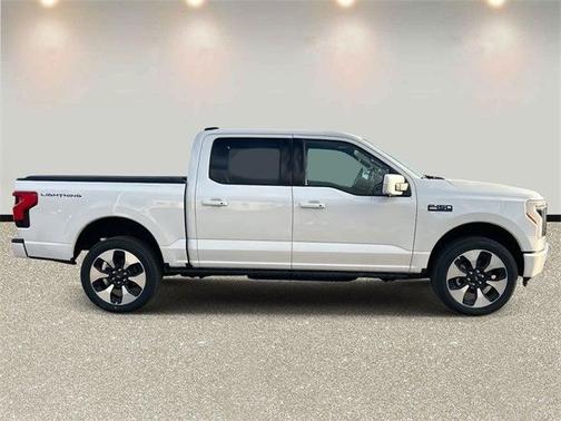 2025 Ford F-150 Lightning Platinum