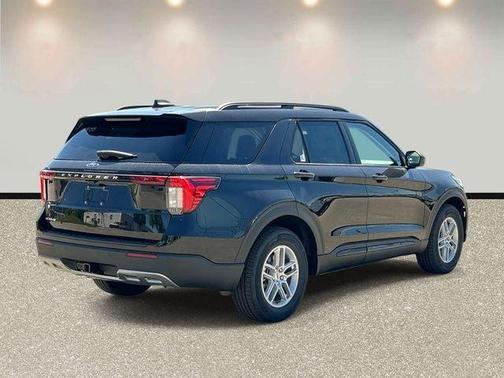 Black Metallic 2026 Ford Explorer Active