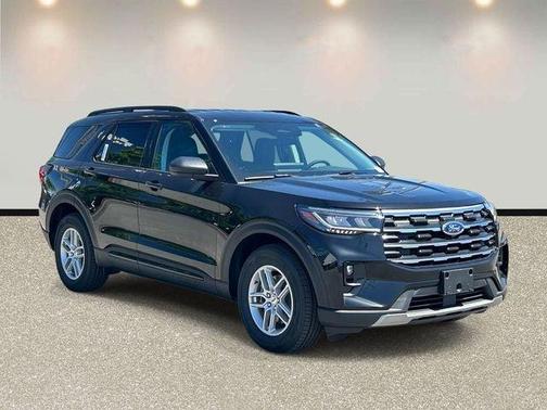 Black Metallic 2026 Ford Explorer Active