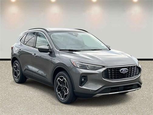 2026 Ford Escape Platinum