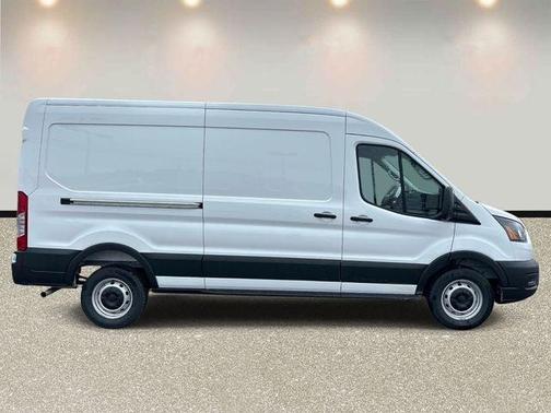 Oxford White 2026 Ford Transit-250 148 WB Medium Roof Cargo