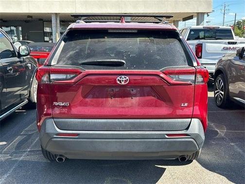 2021 Toyota RAV4 LE