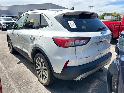 2022 Ford Escape Titanium