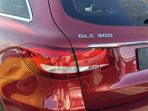 2019 Mercedes-Benz GLC 300 Base