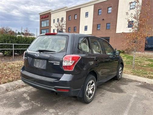 2016 Subaru Forester 2.5i
