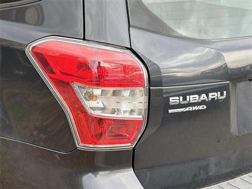 2016 Subaru Forester 2.5i