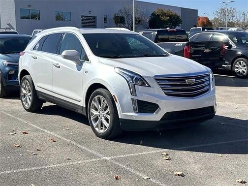 2017 Cadillac XT5 Luxury
