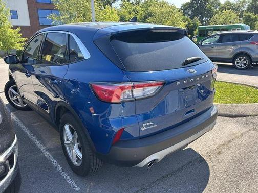 Blue Metallic 2022 Ford Escape SEL