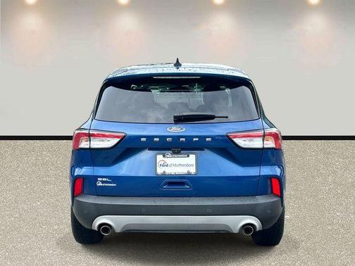 Blue Metallic 2022 Ford Escape SEL