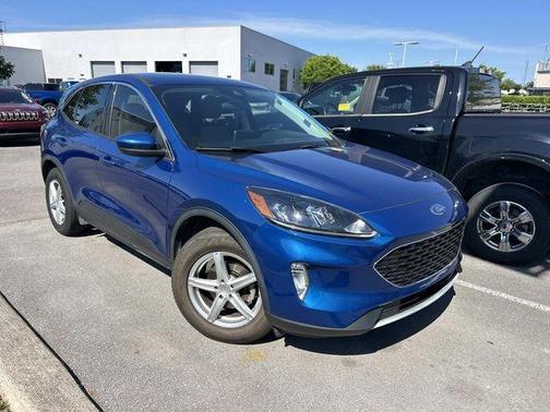 Blue Metallic 2022 Ford Escape SEL