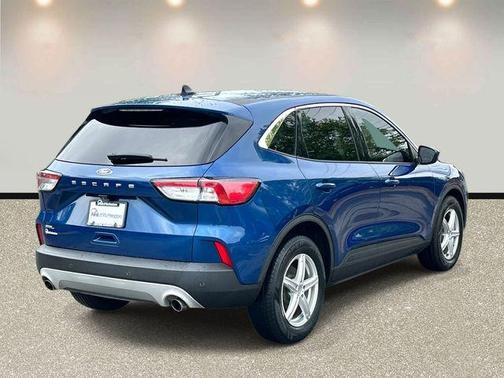 Blue Metallic 2022 Ford Escape SEL
