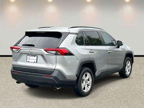 Silver Sky Metallic 2021 Toyota RAV4 XLE