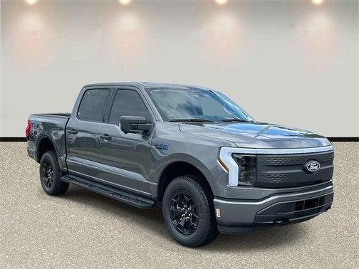 2025 Ford F-150 Lightning XLT