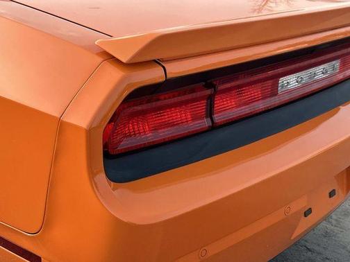 2014 Dodge Challenger SXT