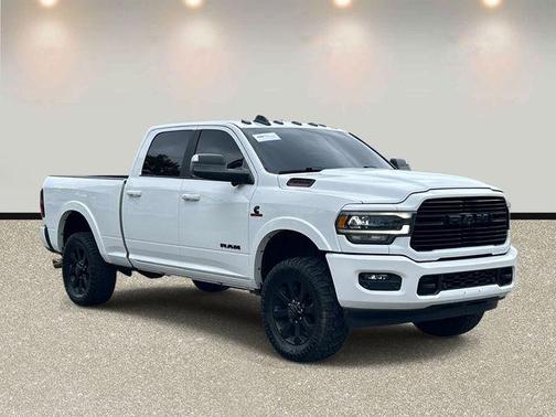 Bright White Clearcoat 2020 RAM 3500 Laramie